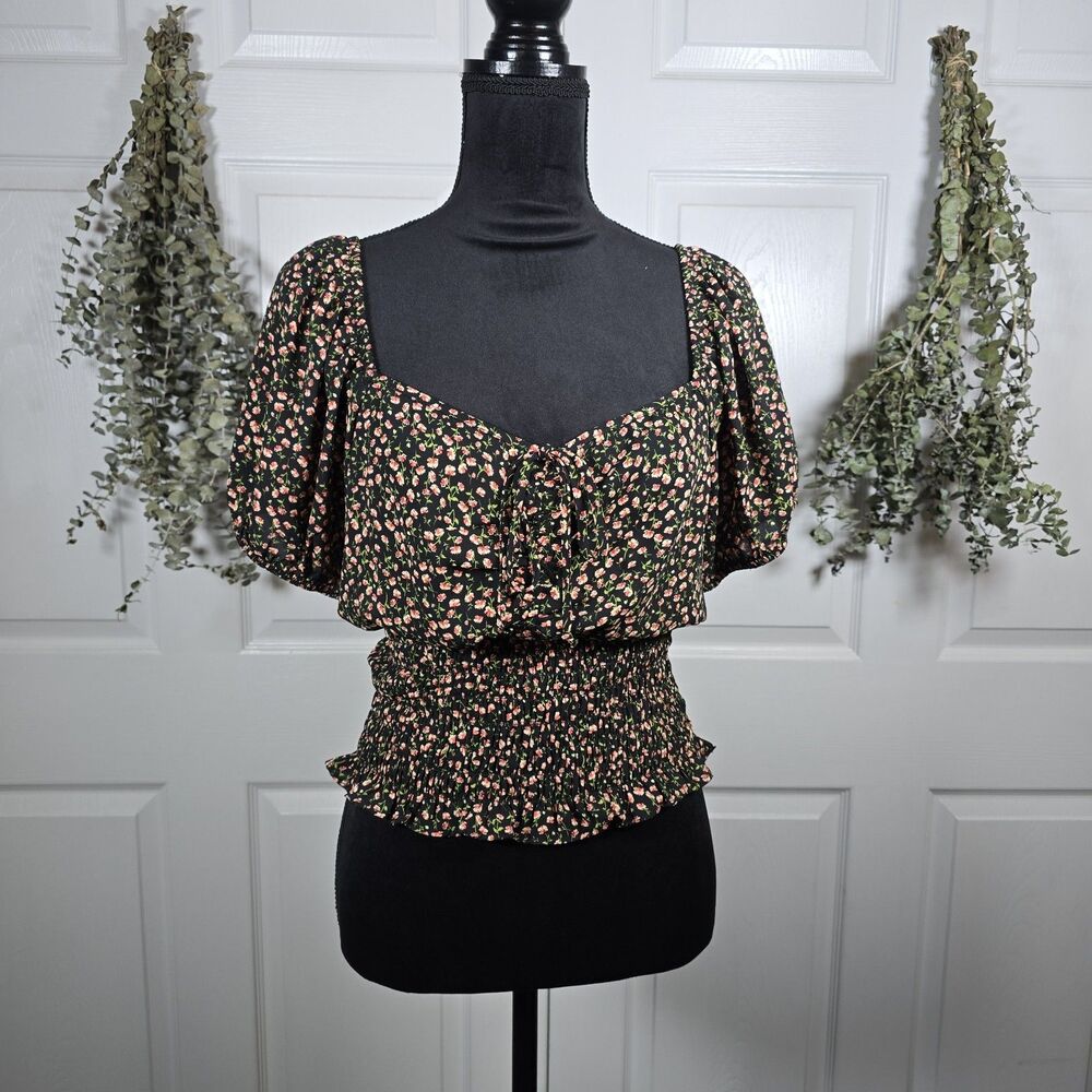 Sienna Sky Floral Smocked Puff Sleeve Crop Top Women’s Size Large Peasant